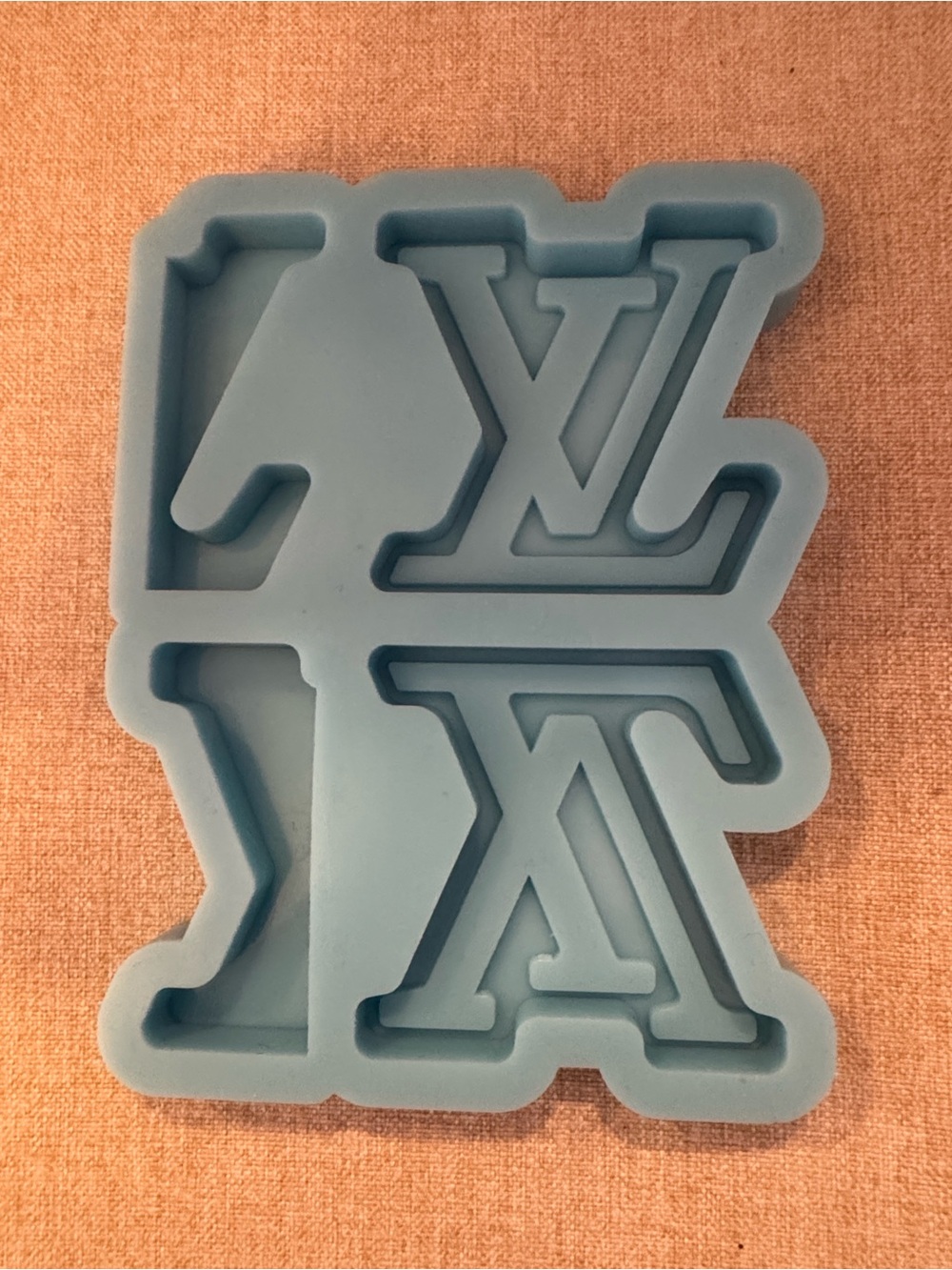 NEW Unbranded Louis Vuitton Silicone
Accessory Mold - Blue